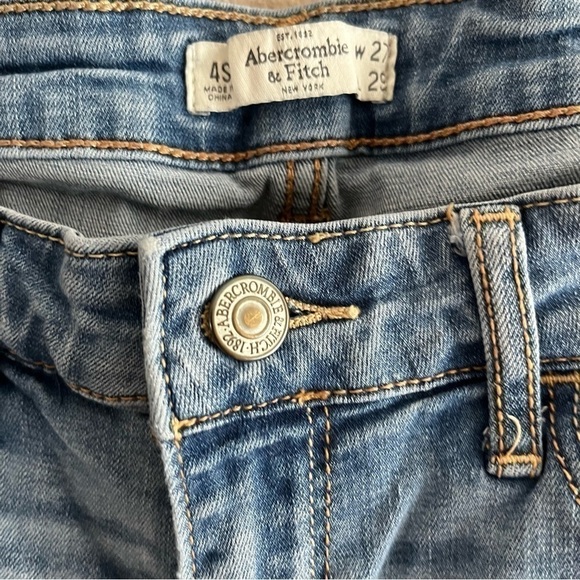 ABERCROMBIE & Fitch Jeans - Picture 3 of 7
